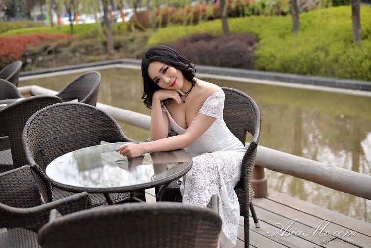 zhenzhen, 25