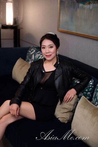 Daisy, 44