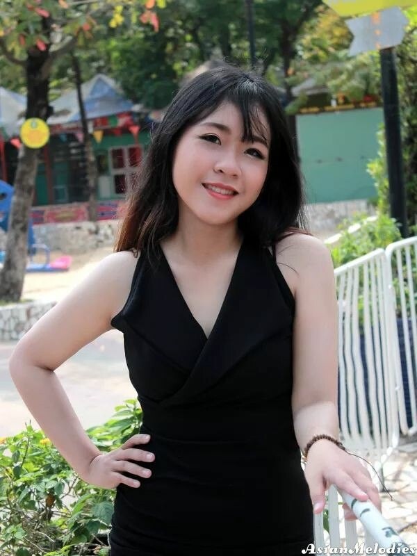 Thuy Thuy Vy, 22